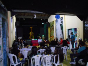 leitura de poemas do livro Desordem - Gustavo Felicissimo