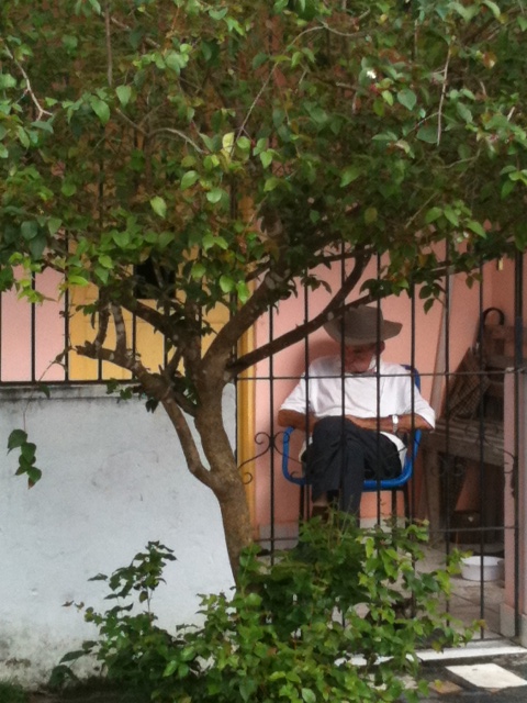 LEITURA NO PONTO