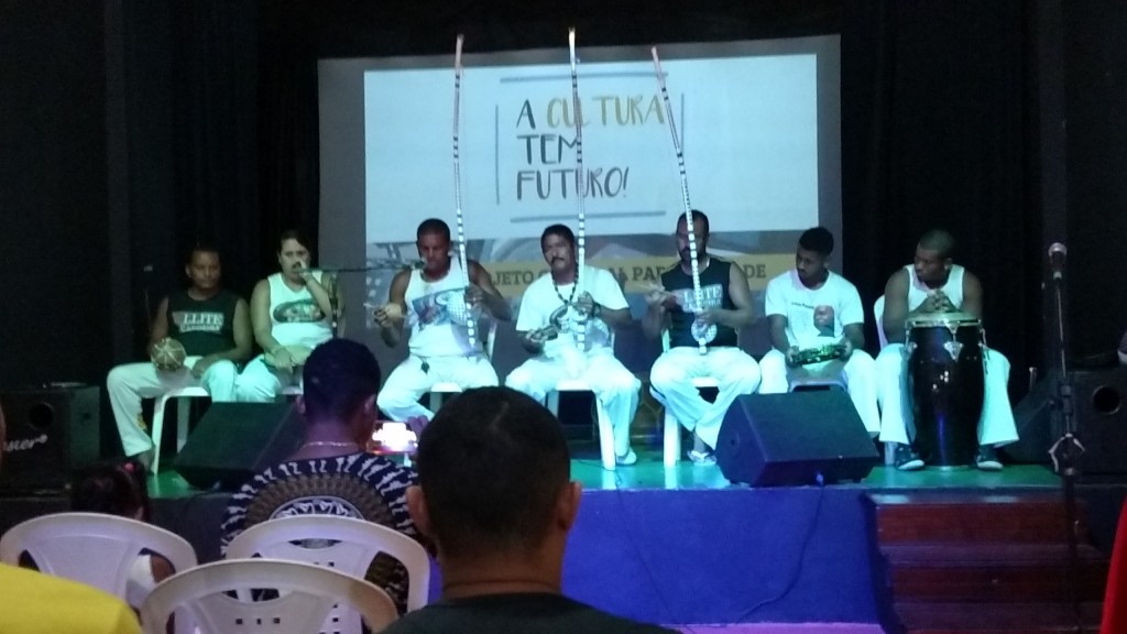 TRINTA DIAS ESPERANDO A VOZ DA&nbsp;EDUCAÇÃO