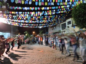 Quadrilha Junina com a participação da comunidade