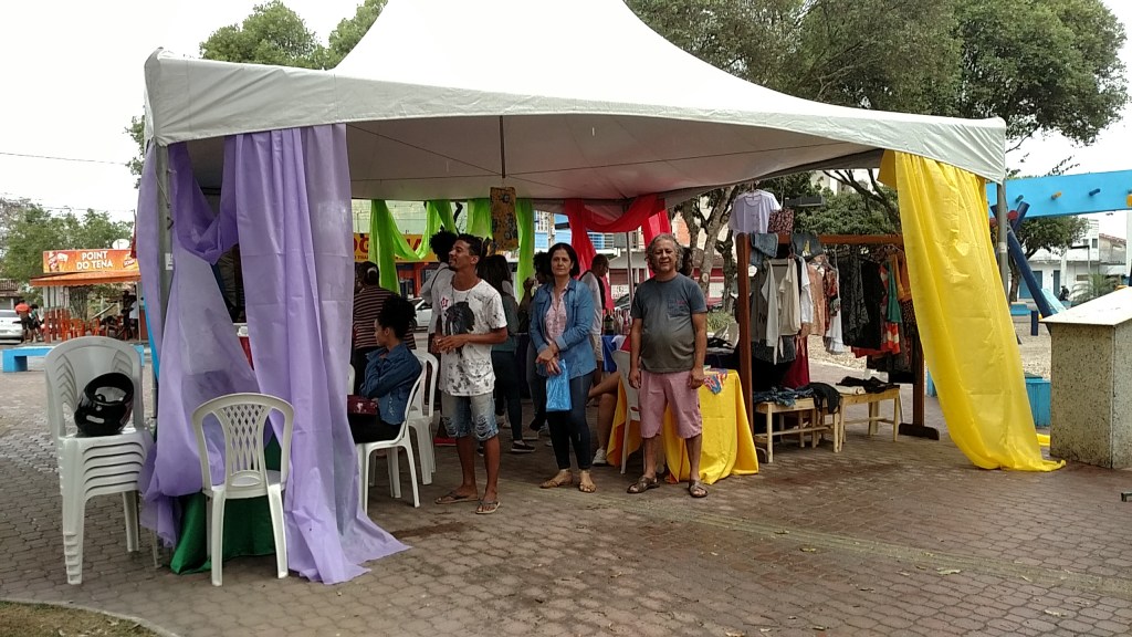 FEIRA NO PONTO FOI MASSA