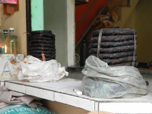 mercado invisível - Joésia